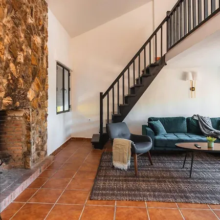 Дом отдыха Madmes House