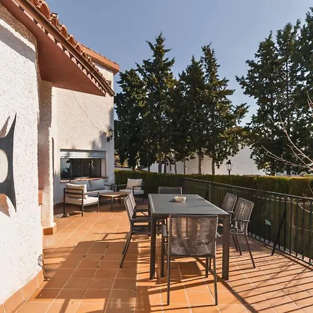 Madmes House