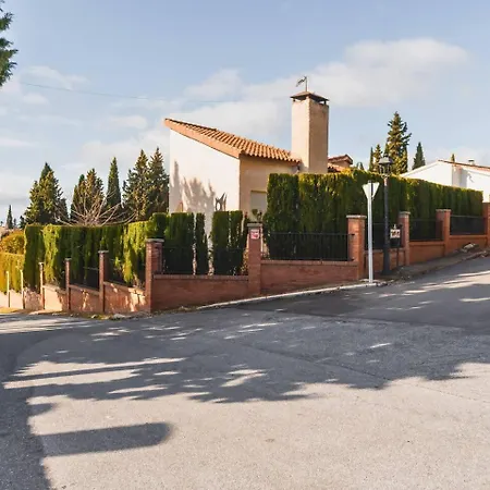 Holiday home Madmes House Alfacar